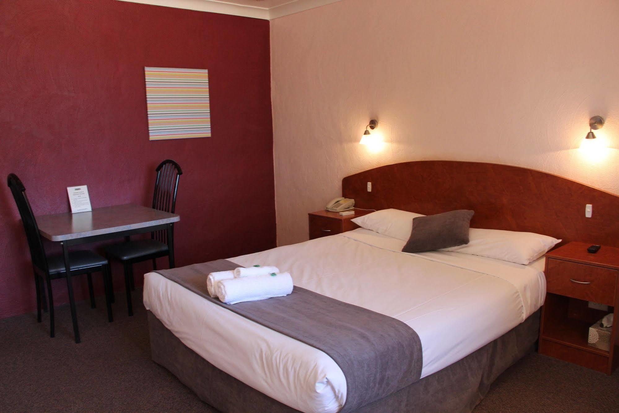 Childers Gateway Motor Inn Zewnętrze zdjęcie